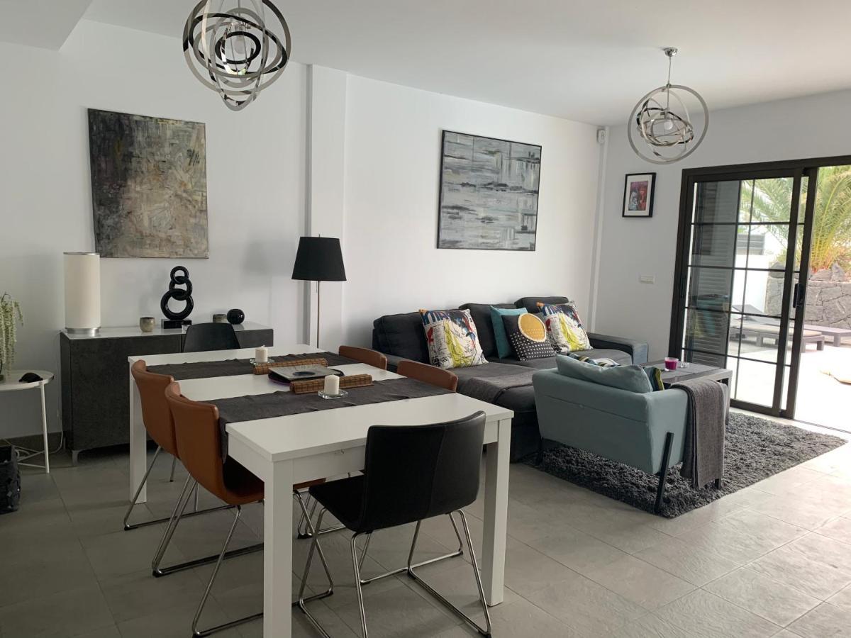 Modern Villa With Sea Views Коста-Тегисе Экстерьер фото