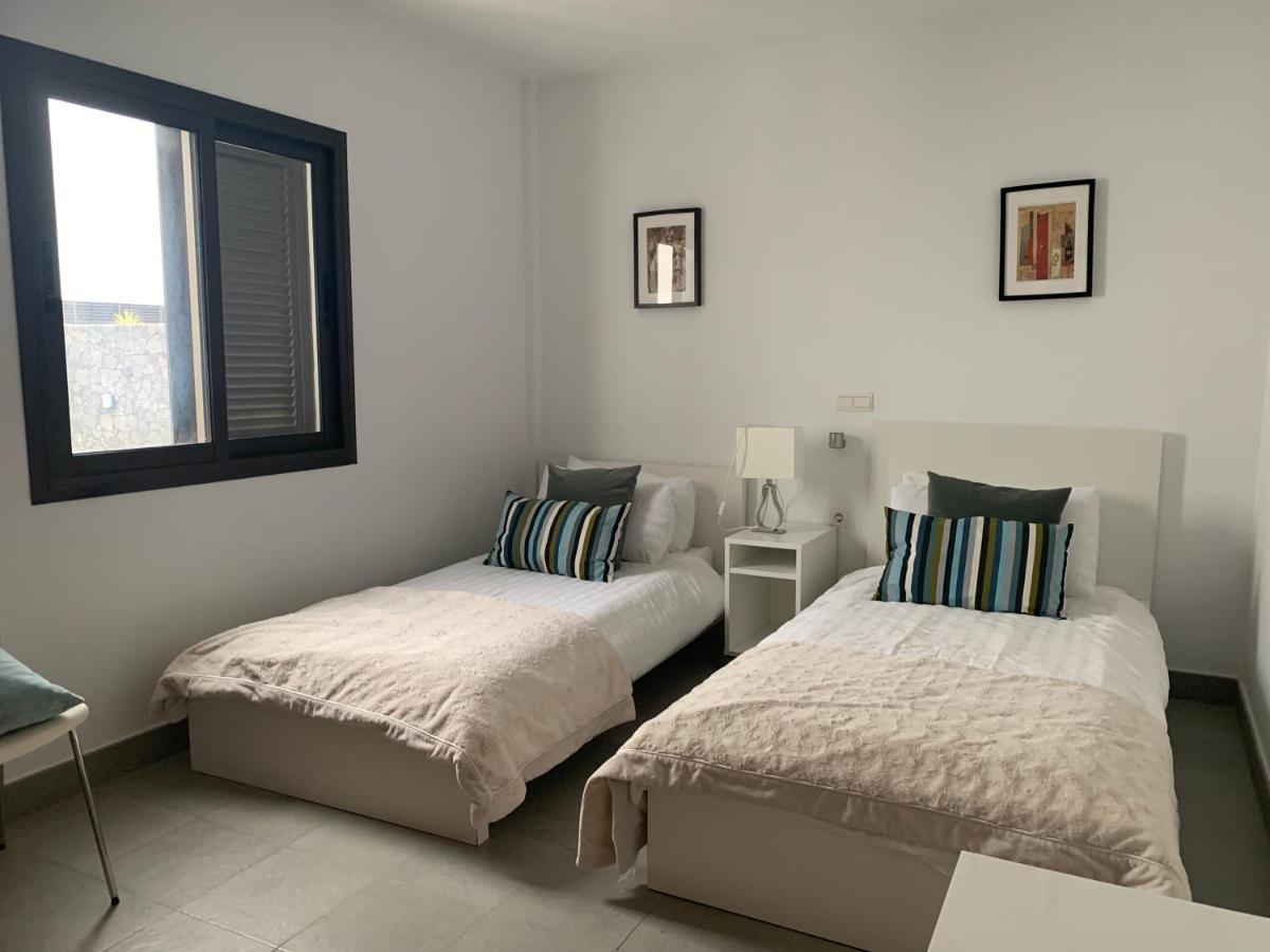 Modern Villa With Sea Views Коста-Тегисе Экстерьер фото